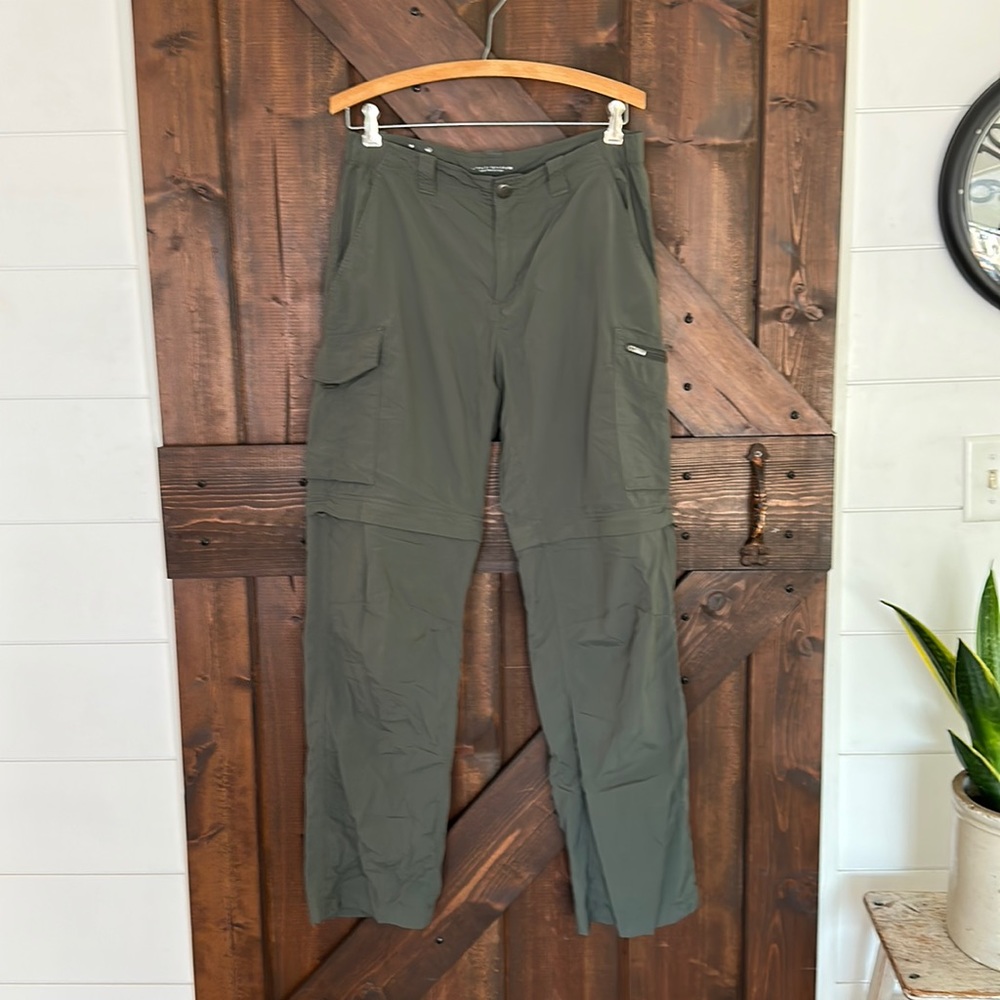 Columbia Men's Green Cargo Pants